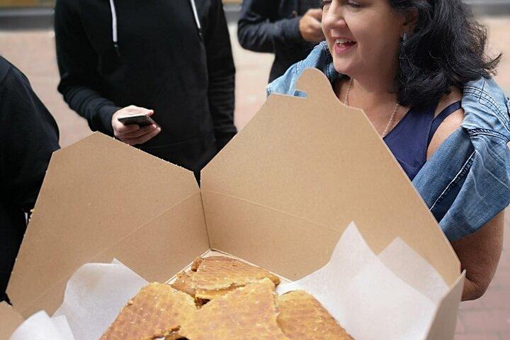 Food Tour Amsterdam | Taste The Best of Dutch Flavors