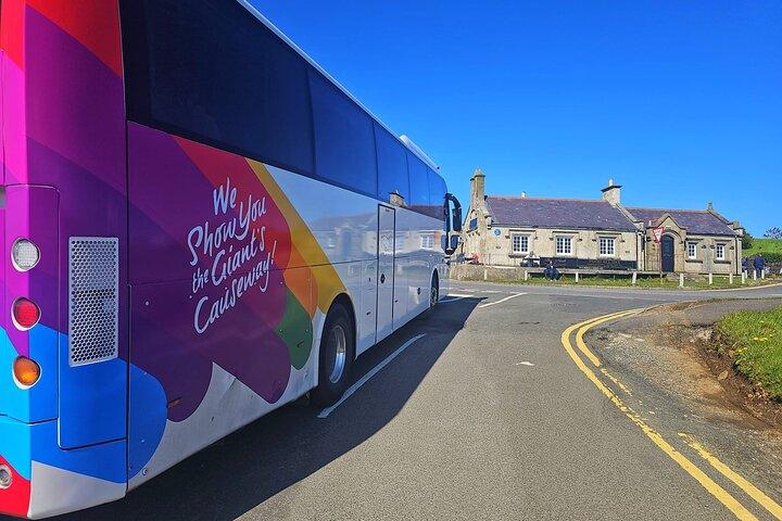 Giant's Causeway Day Tour and Belfast City Tour 2 Day Pass