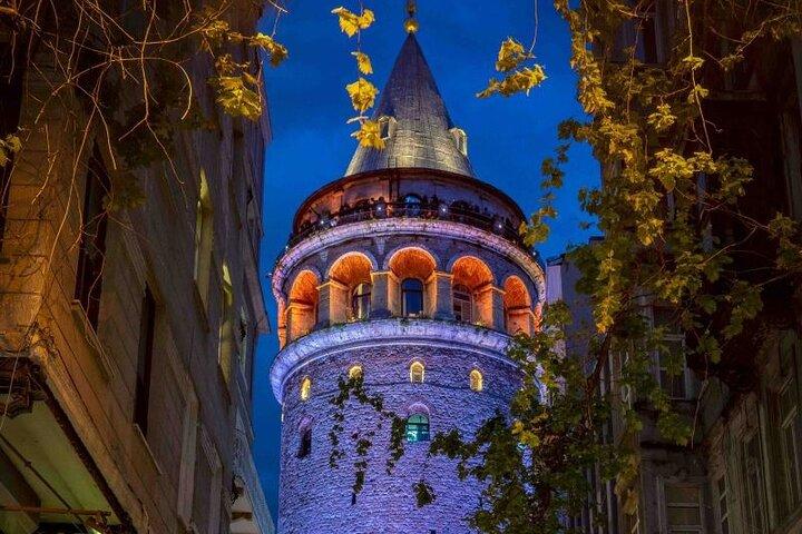 Galata Tower and Fener-Balat Walking Tour with Bosphorus Cruise