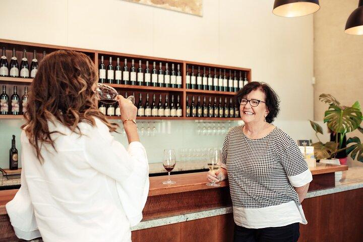 Premium Winery Tour with Tannin Road (Departs Margaret River)