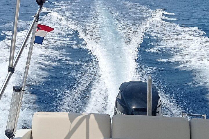 Half-Day Private Speed Boat Tour in Dubrovnik on Elaphiti Islands