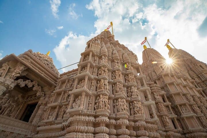 Full Day Abu Dhabi City Tour With Baps Hindu Mandir from Dubai