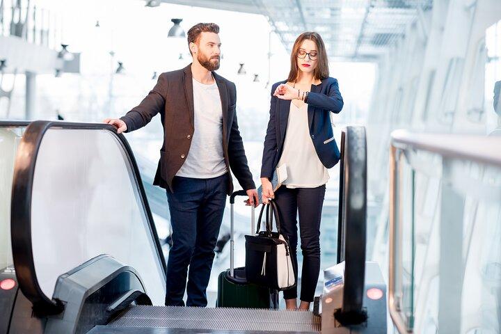 LAX Arrival or Departure Private Transfer to Los Angeles