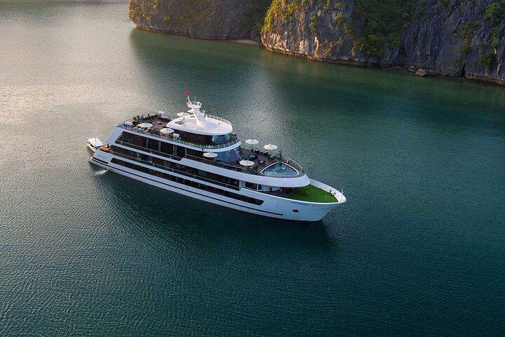 Stella Of The Seas Halong Bay 2 Days/1Night 5 Star Cruise
