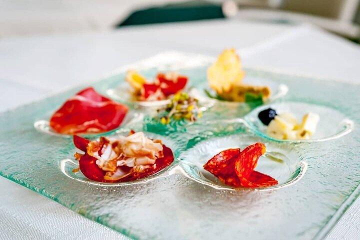 Dubrovnik Food & Wine Tour (Small-Group)