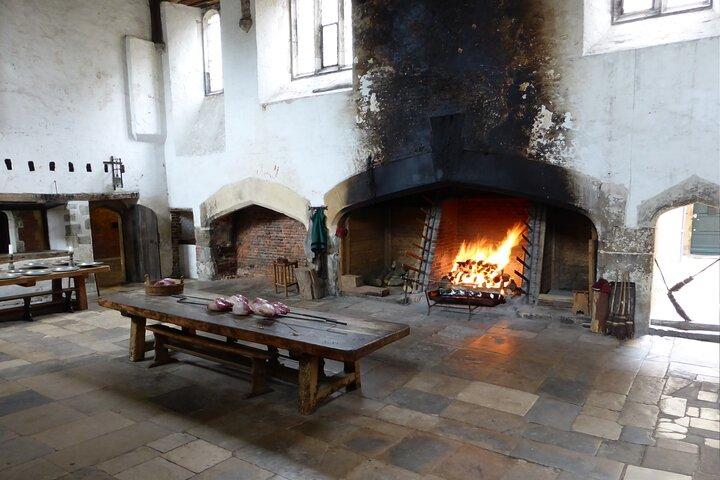 Hampton Court Palace Private Guided Tour