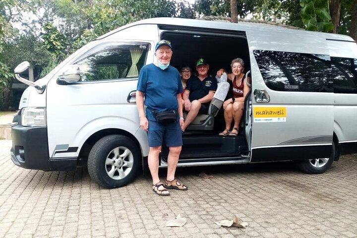 Colombo Airport to Colombo City Taxi