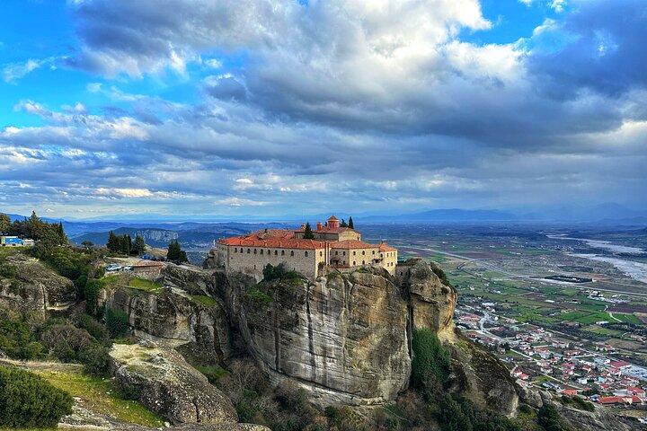Athens to Meteora: Full Day Tour, Small Group,Local Guides