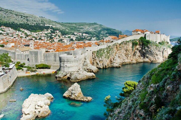 Private One Way Transfer from Dubrovnik to Kotor