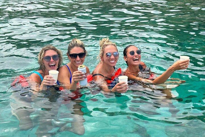 Blue Lagoon Tour from Split with Bottled Water and Wine Included