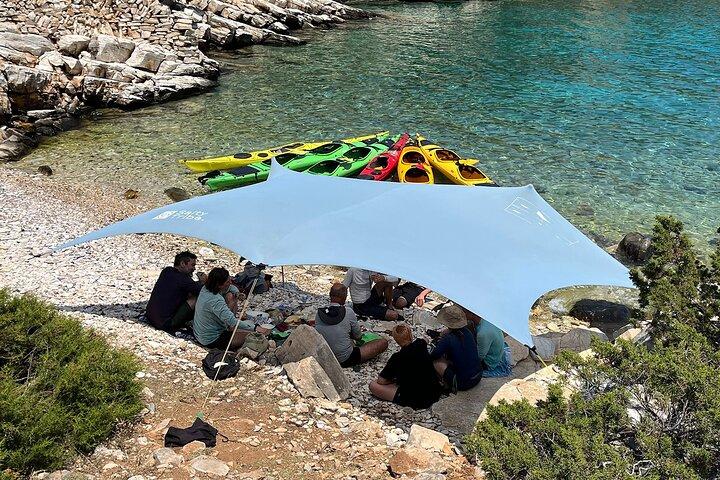 Naxos Kayak Tour to Rina Cave with Snorkeling and Homemade lunch