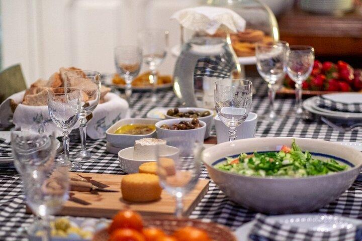 Market Tour, Cooking Class And Lunch At Mercado de Arroios