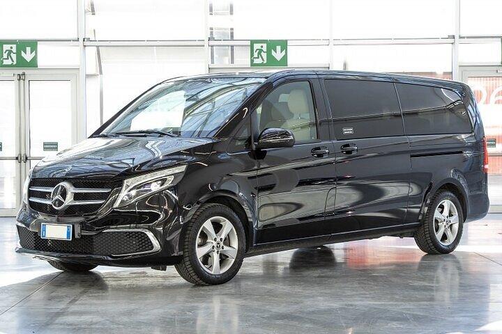 Departure by Van from Buenos Aires to Buenos Aires Airport AEP
