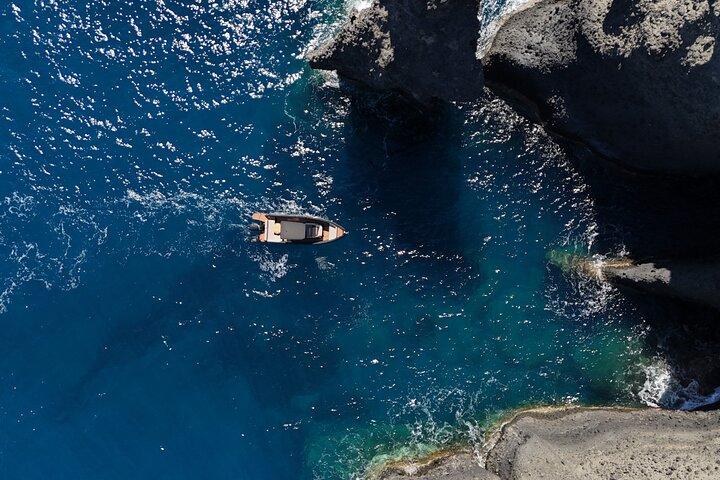 Santorini Private Captain Cruise