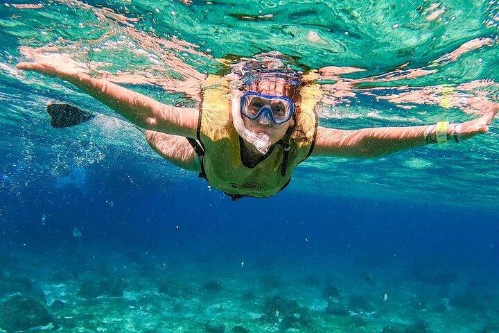 Exciting Catamaran Tour to Isla Mujeres, from Cancún!