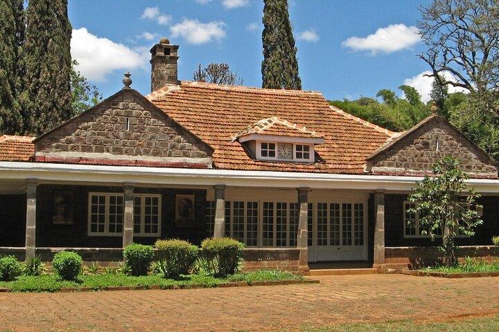 Nairobi Giraffe Center and Karen Blixen Museum Guided Day Tour