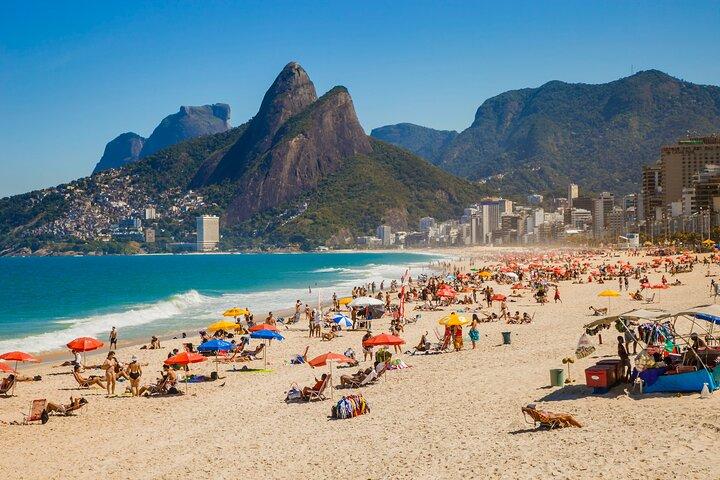Private Helicopter Tour in Rio de Janeiro for 4 people-30 minutes