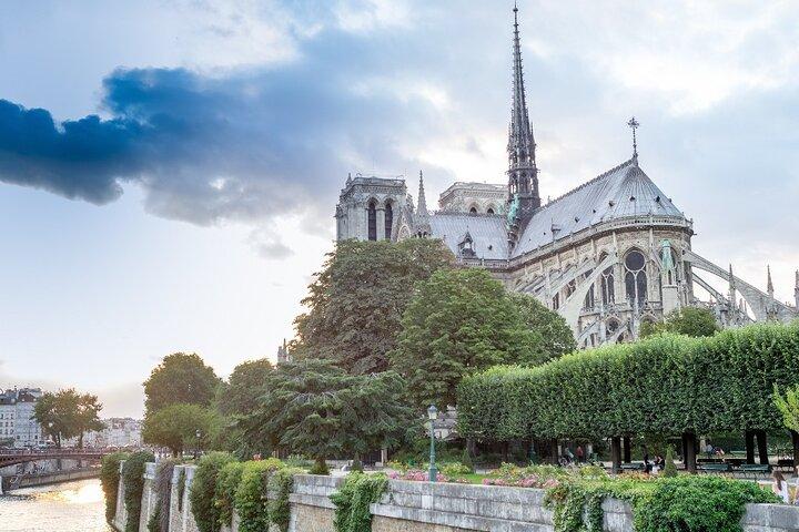 Notre Dame Private and Semi-Private Guided Tour
