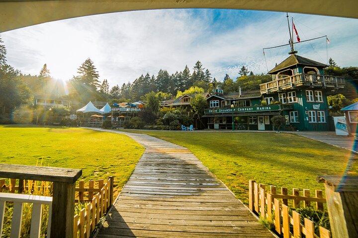 UNESCO Biosphere and Bowen Island Boat Tour with Island Visit