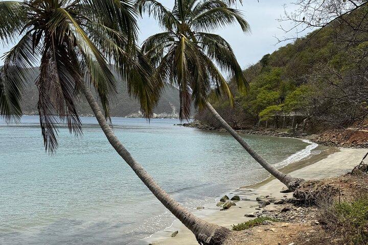 Maritime Adventure Bahia de Cinto and Playa Cristal, Tayrona Park