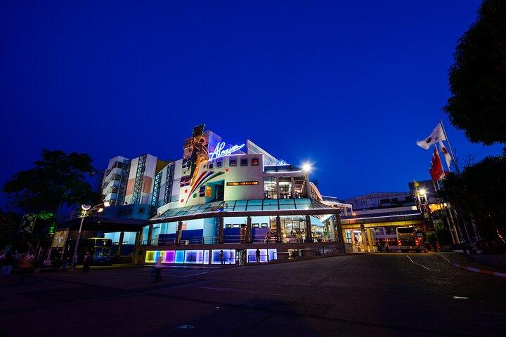 Alcazar Cabaret Show Pattaya