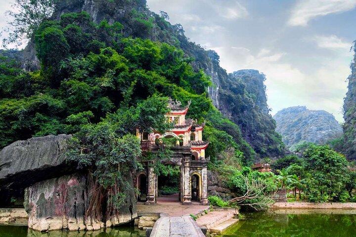 Day Trip in Ninh Binh Tour from Hanoi