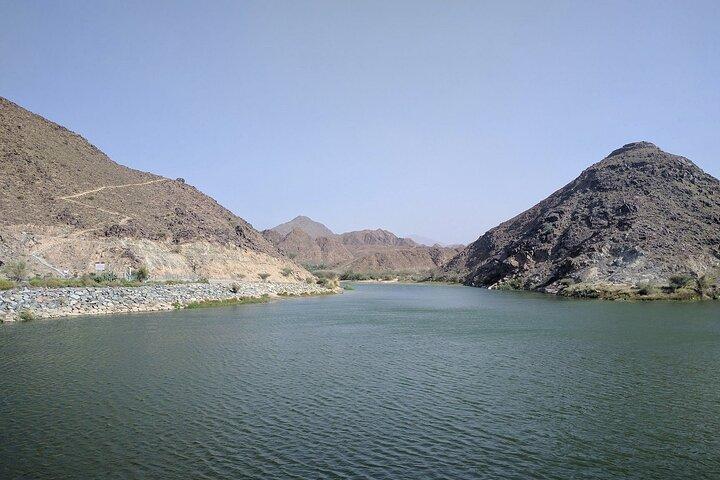 Wadi Shawka Dam with Private Transportation