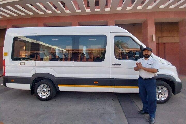 Private Full-Day Jaipur City Tour with Car, Guide & Skip-the-Line