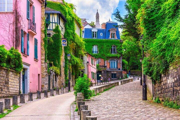 Paris Private Montmarte Tour : Sacre Coeur with Expert Guide