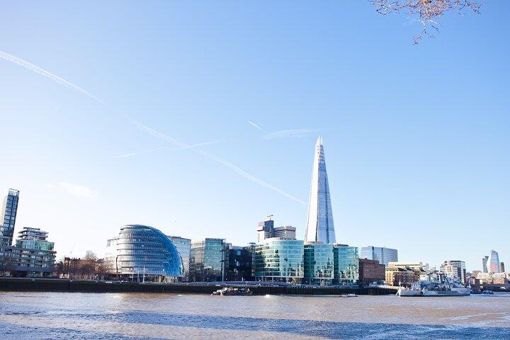 Private London Sightseeing Tour: Black Taxi from Heathrow Airport