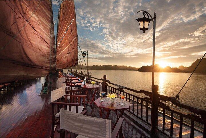 3 Days 2 Nights Luxury Boutique Cruise in Ha Long Bay from Hanoi