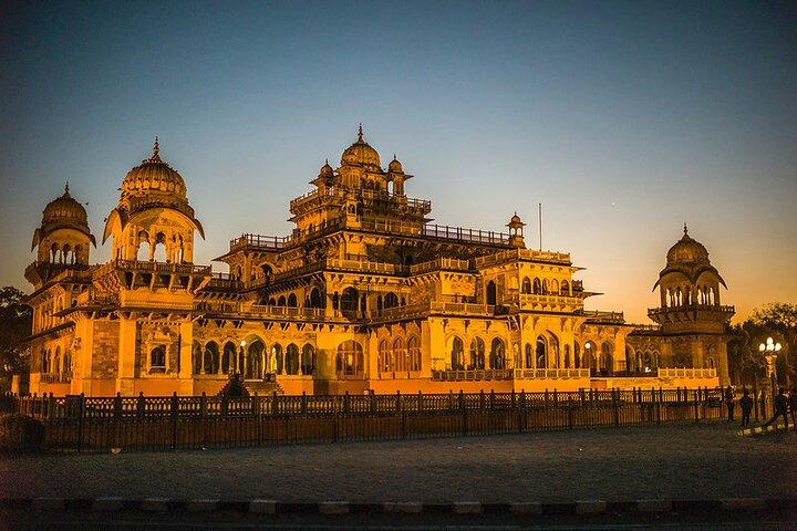 Private Jaipur Sunset Tour – Nahargarh Fort & Night Views