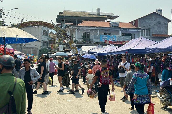 Bac Ha Sunday Market Tour (Private)