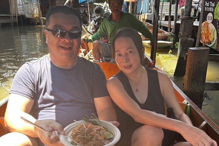 Damnoen Saduak Floating Market & Maeklong Railway From Bangkok
