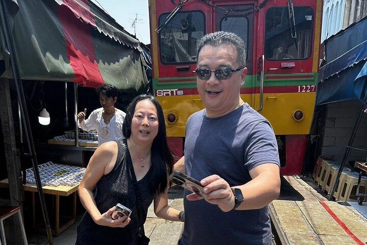 Damnoen Saduak Floating Market & Maeklong Railway From Bangkok