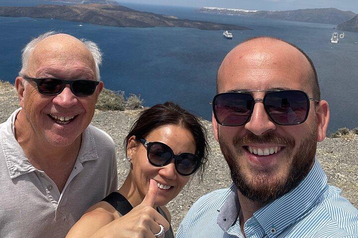 Private Custom Santorini Tour – Hidden Gems & Iconic Views