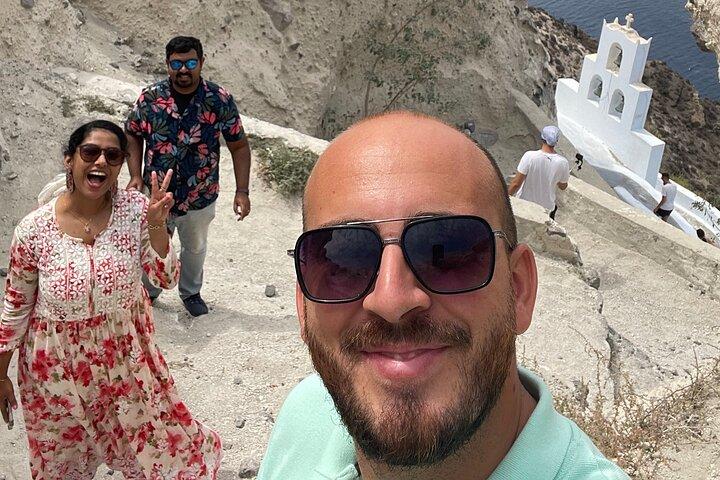 Private Custom Santorini Tour – Hidden Gems & Iconic Views