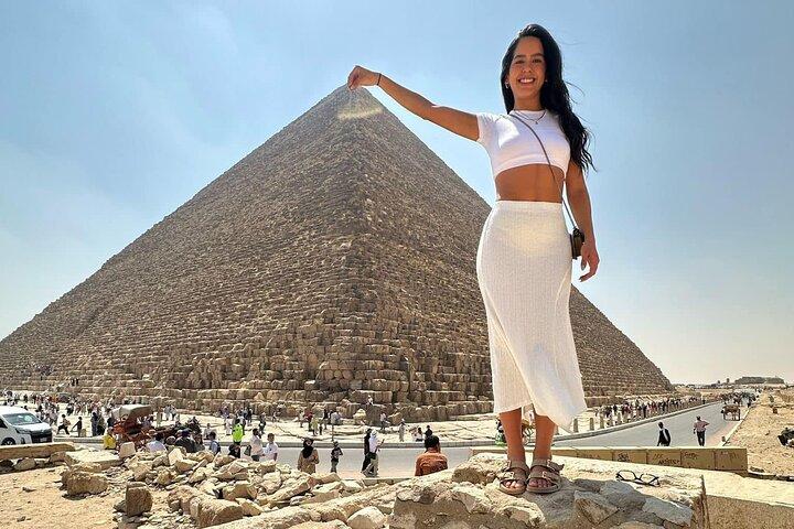 Private Giza Pyramids Tour from Cairo: Saqqara, Memphis & Camel