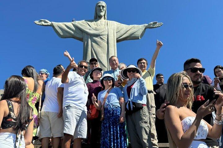 Christ the Redeemer, Copacabana and more:Watta an amazing tour