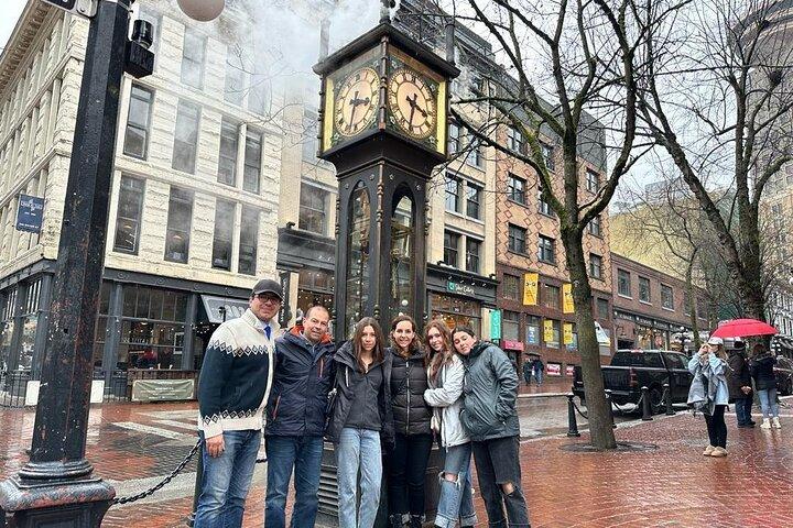 Vancouver and North Shore Grand City Tour with your luggage