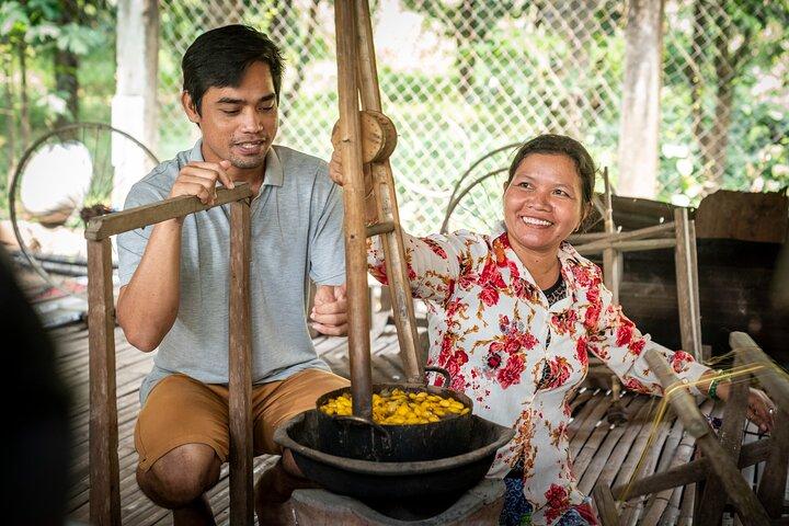 Phnom Penh: Cycling Adventure on Islands of the Mekong