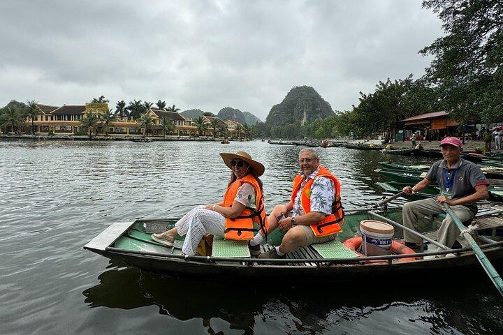 Ninh Binh Private Day Trip from Hanoi to Hoa Lu Tam Coc