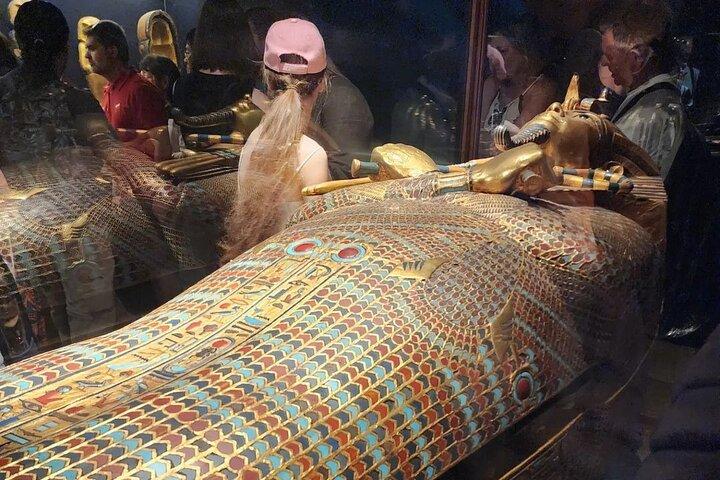 Private Tour to Egyptian Museum, Old Cairo and Bazaar