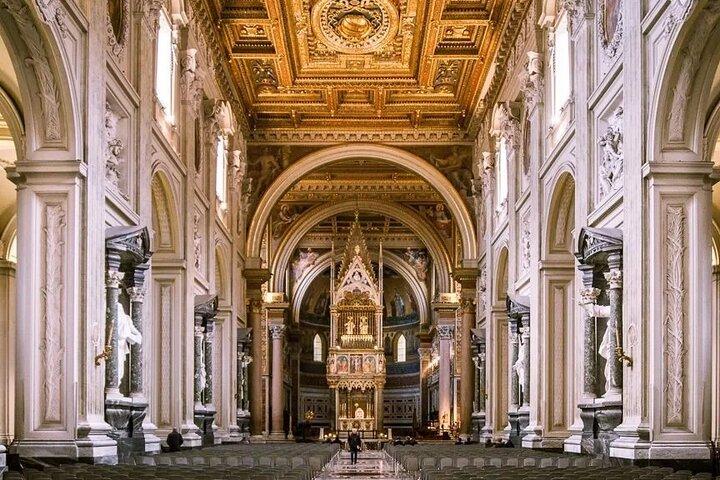 Semi-Private Tour of the Holy Staircase and the Cathedral of Rome