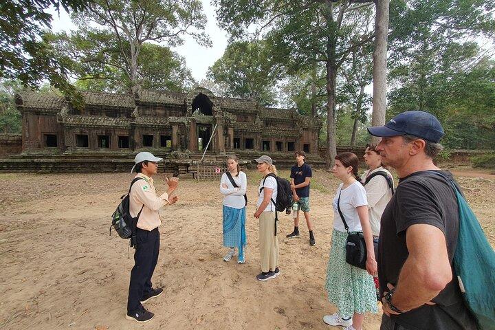 Small Group Sunrise Shared Tour to Angkor Wat, Bayon and Ta Prohm