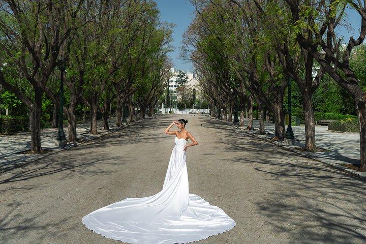 Athens: Flying Dress Photoshoot "Express Package"