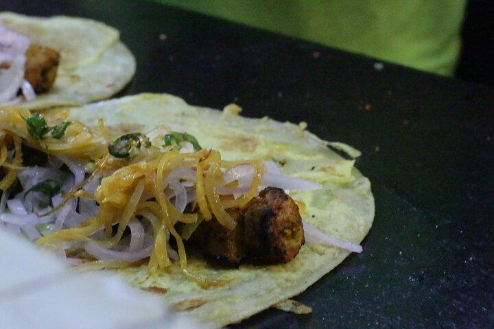Kolkata Midtown Madness- A Street Food & Nightlife Tour