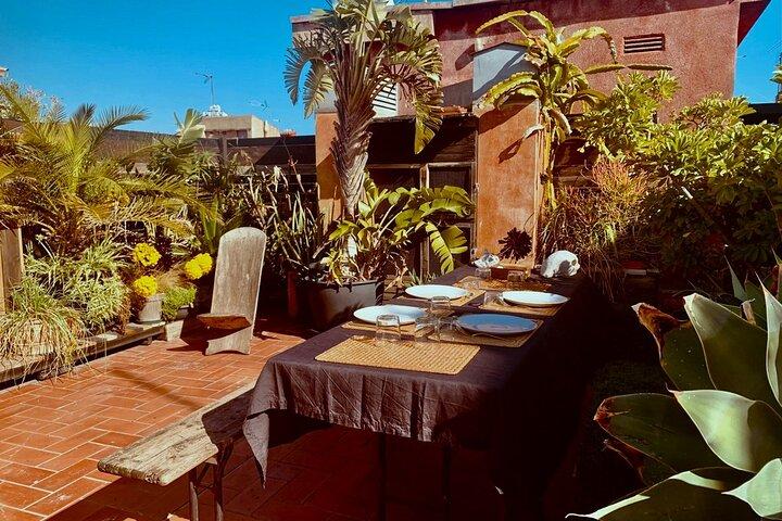 Barcelona: Rooftop Tapas & Sangria class with a Local Chef