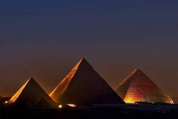 Cairo: Private Giza Pyramids Sound and Light Show with Transfers