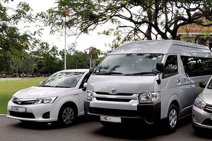 COLOMBO CiTY TOUR WITH YOUR OWN PLANS & PROFESSIONAL DRIVER